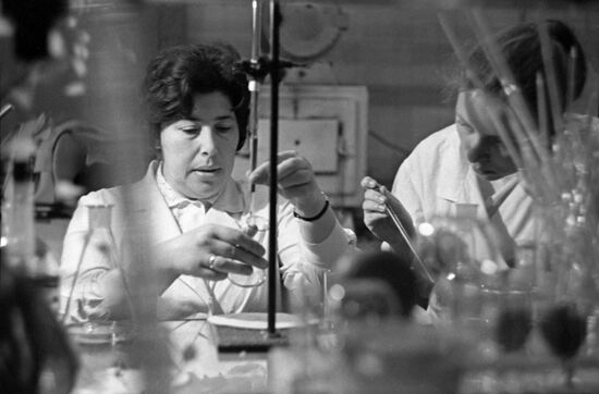 Biological effluents purification station