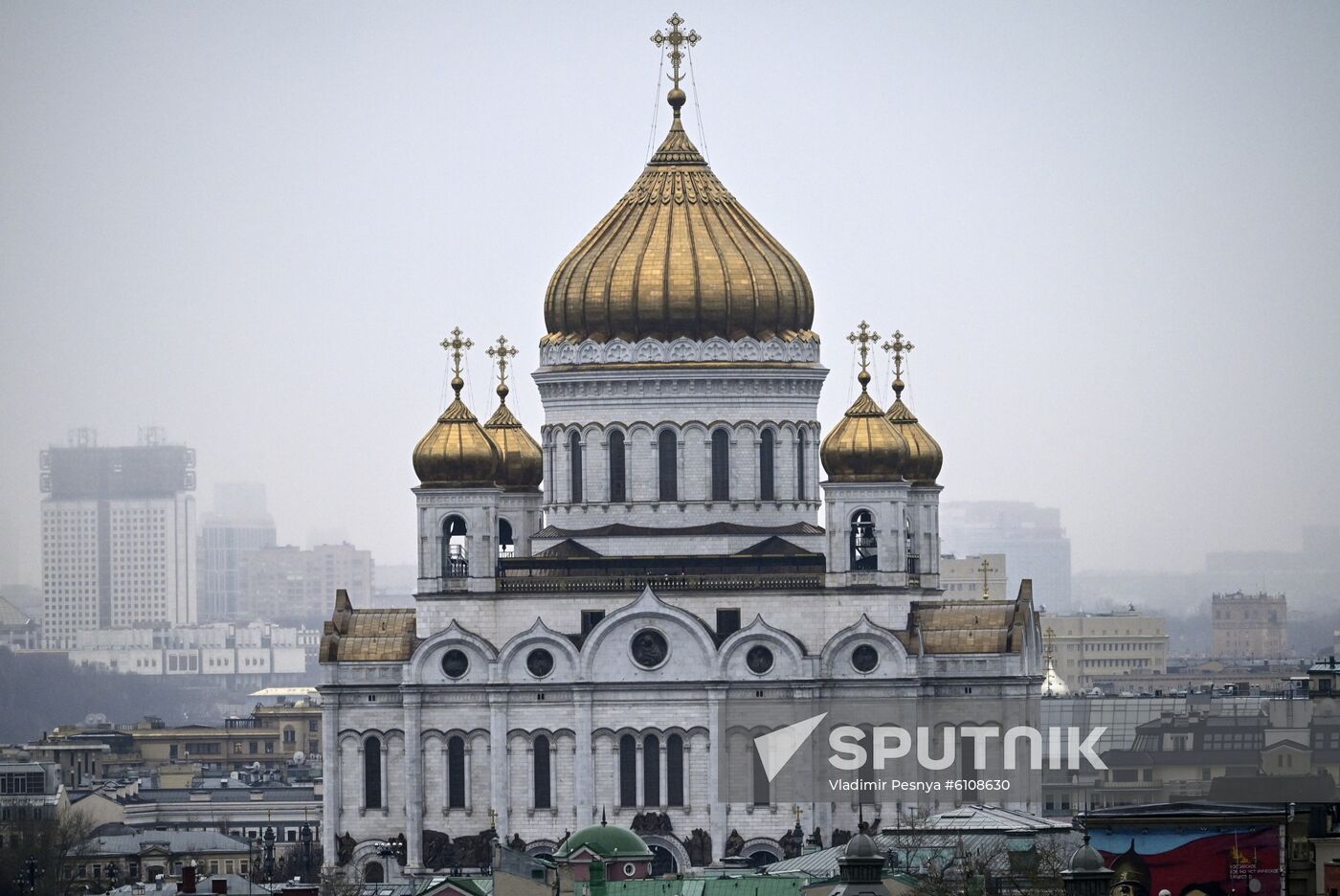 Russia New Year Preparations