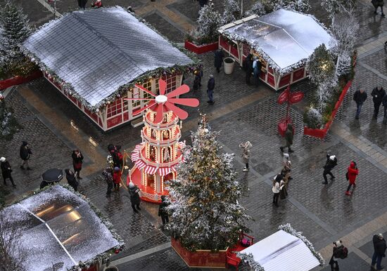 Russia New Year Preparations