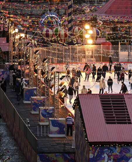 Russia New Year Preparations