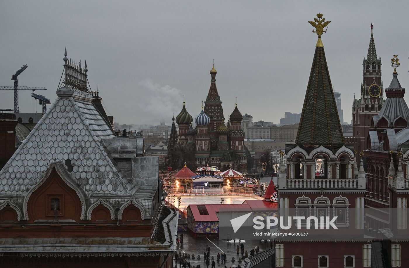 Russia New Year Preparations
