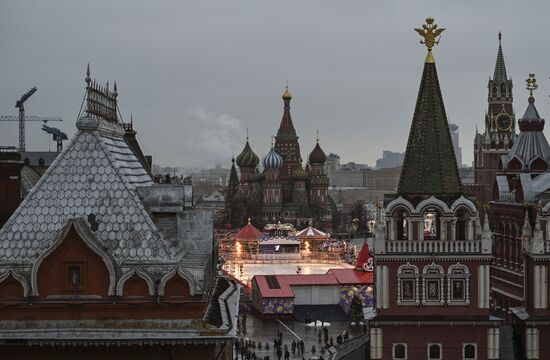 Russia New Year Preparations