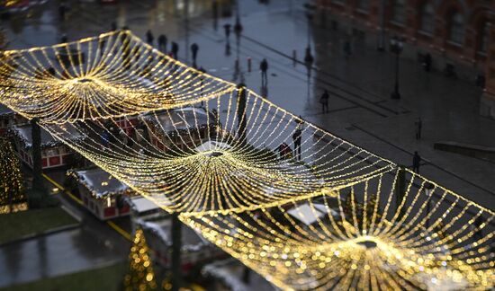 Russia New Year Preparations