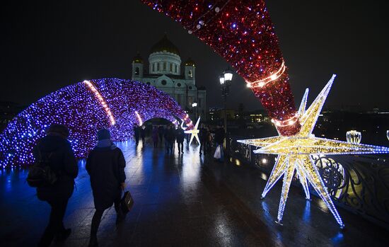 Russia New Year Preparations