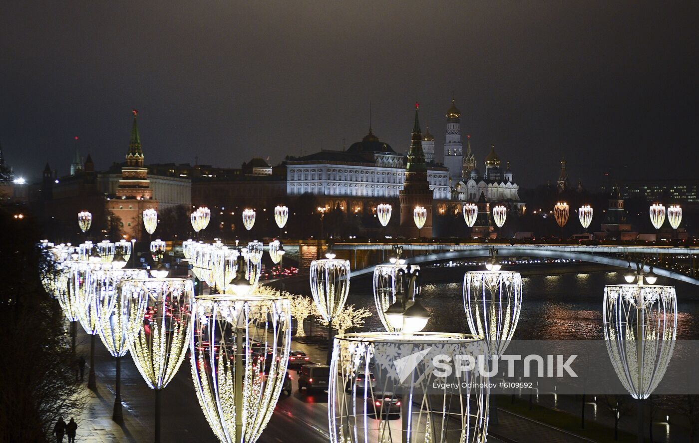 Russia New Year Preparations