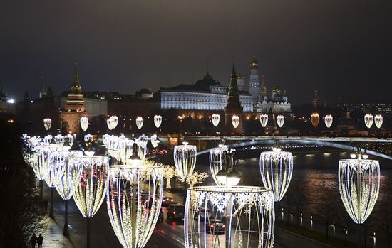 Russia New Year Preparations