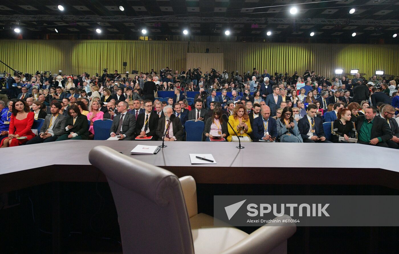 Russia Putin News Conference