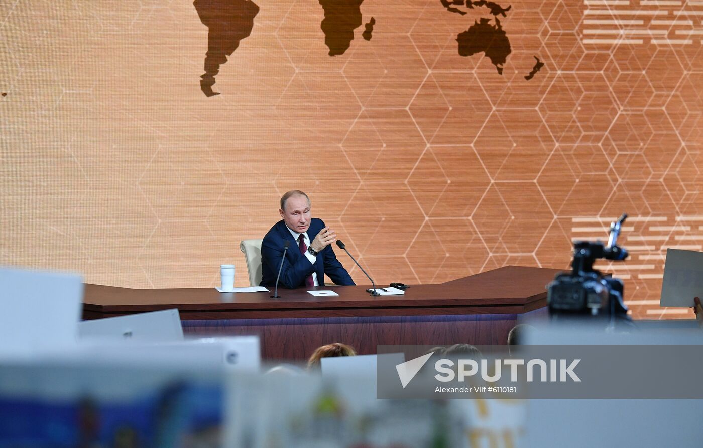 Russia Putin News Conference