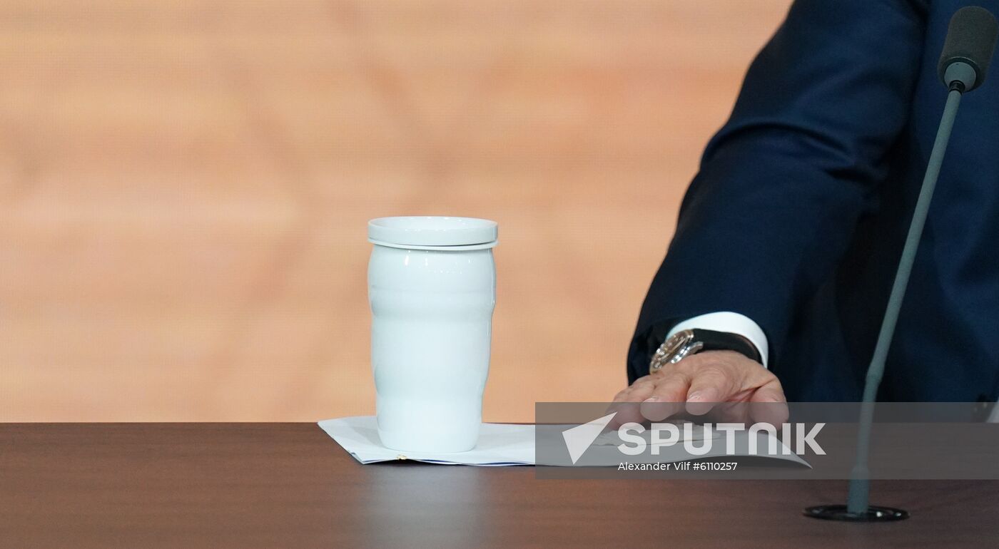 Russia Putin News Conference