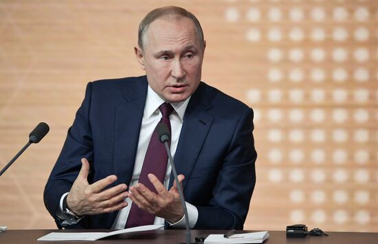 Russia Putin News Conference