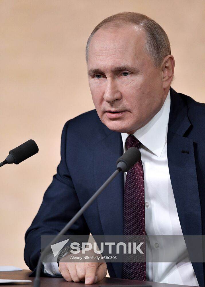 Russia Putin News Conference