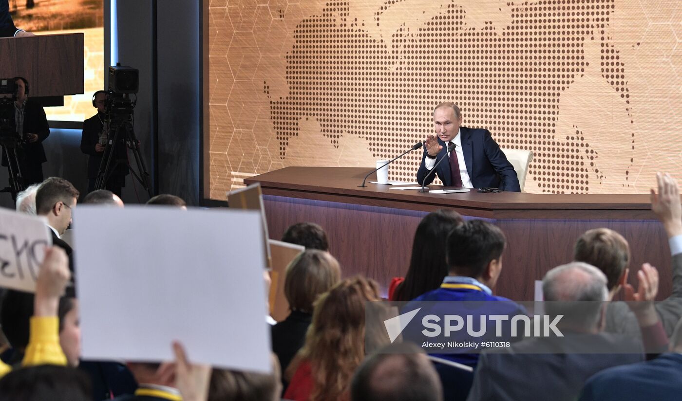 Russia Putin News Conference