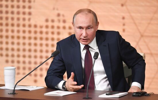 Russia Putin News Conference