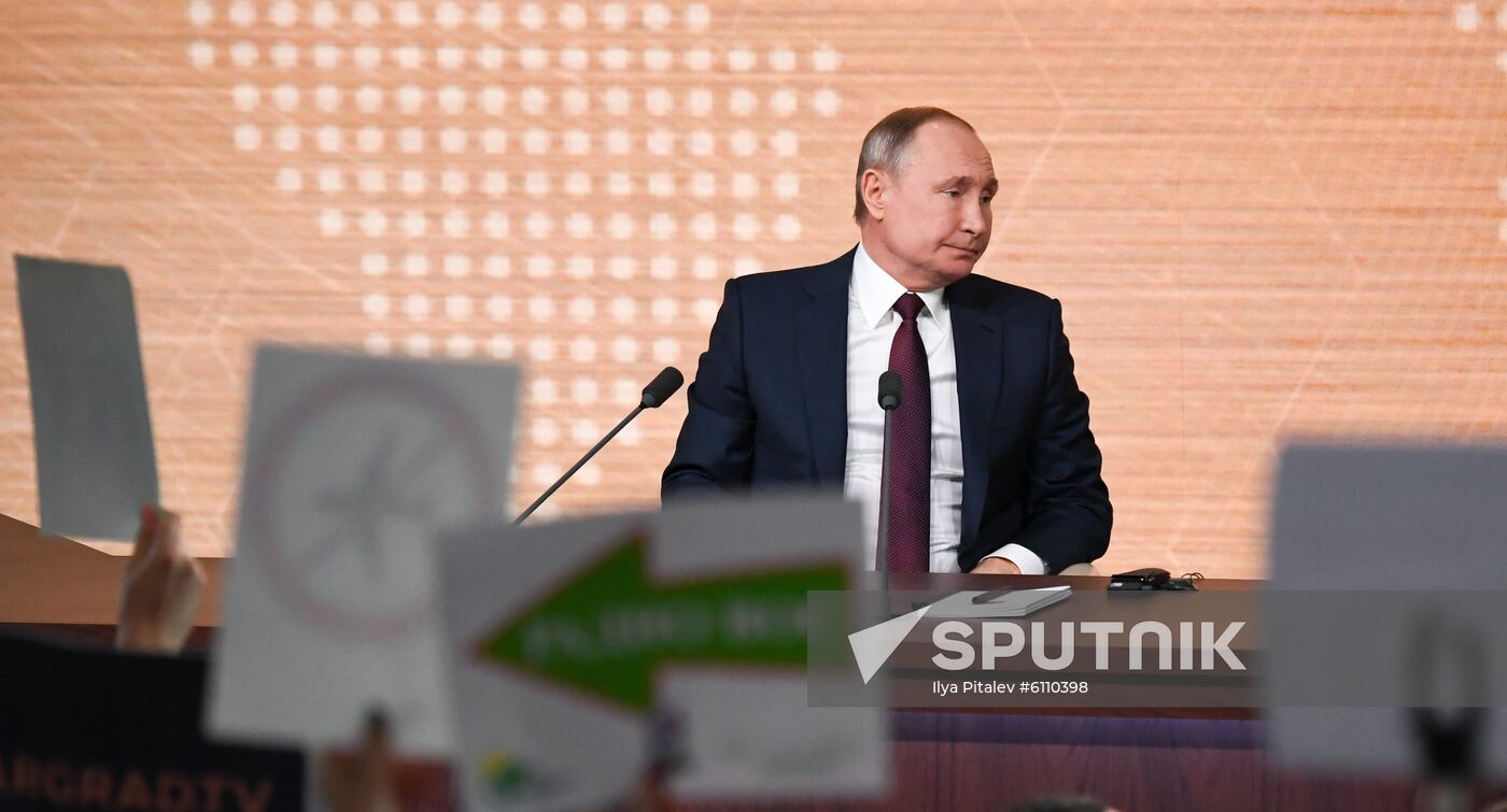 Russia Putin News Conference