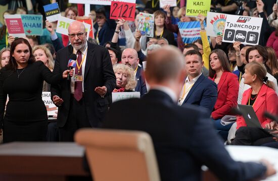 Russia Putin News Conference