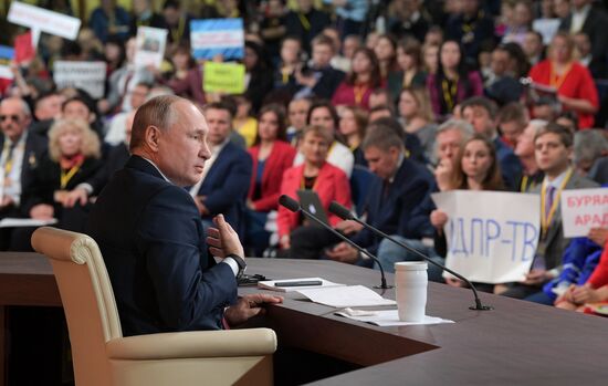 Russia Putin News Conference