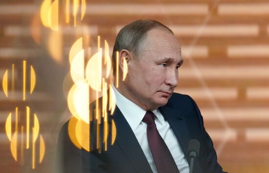 Russia Putin News Conference