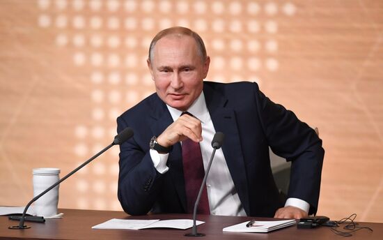 Russia Putin News Conference