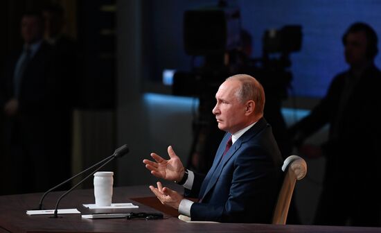 Russia Putin News Conference