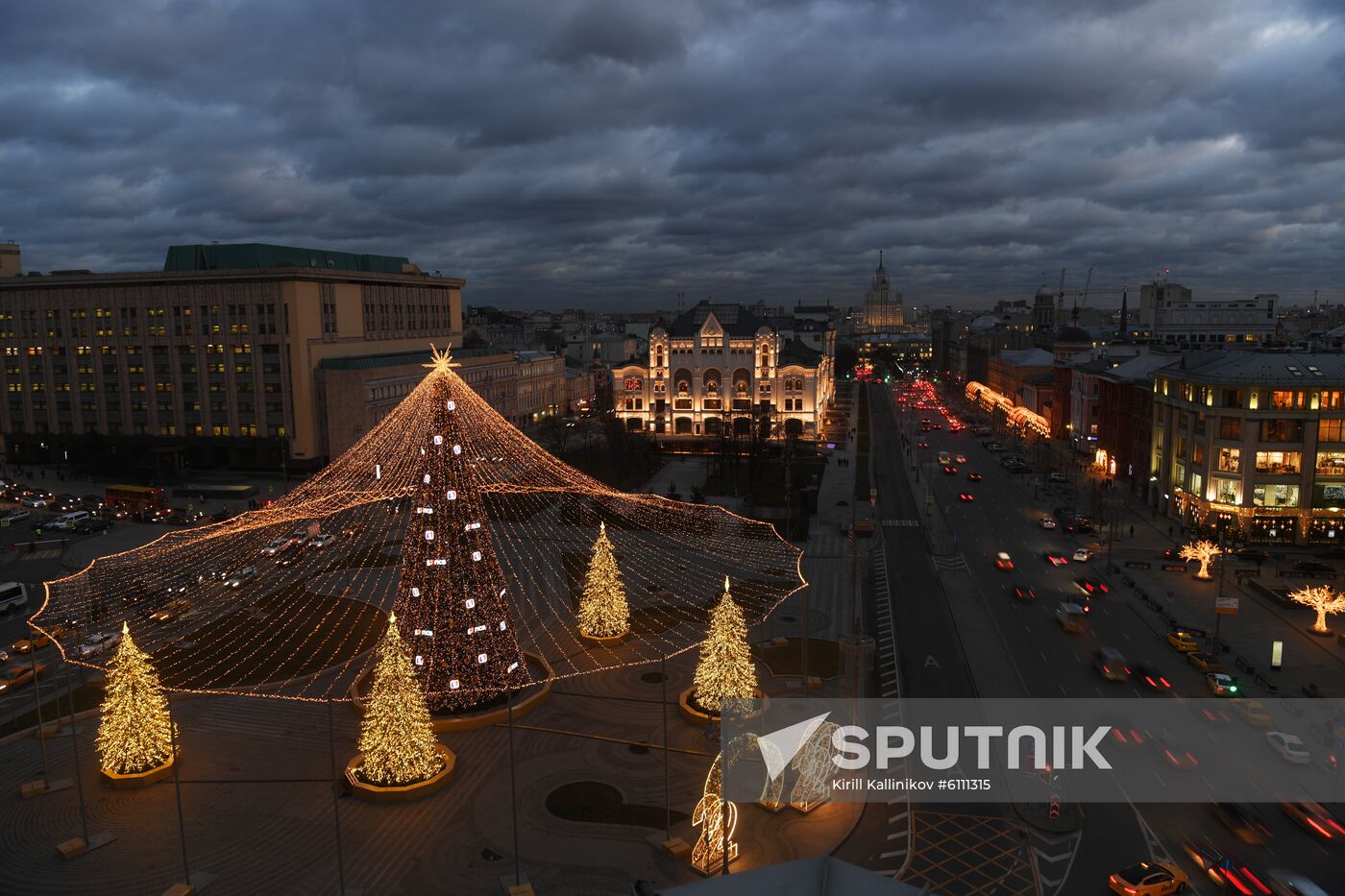 Russia New Year Preparations