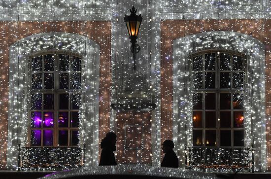 Russia New Year Preparations