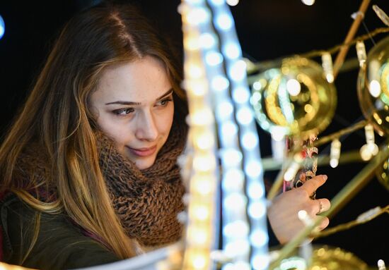 Russia New Year Preparations
