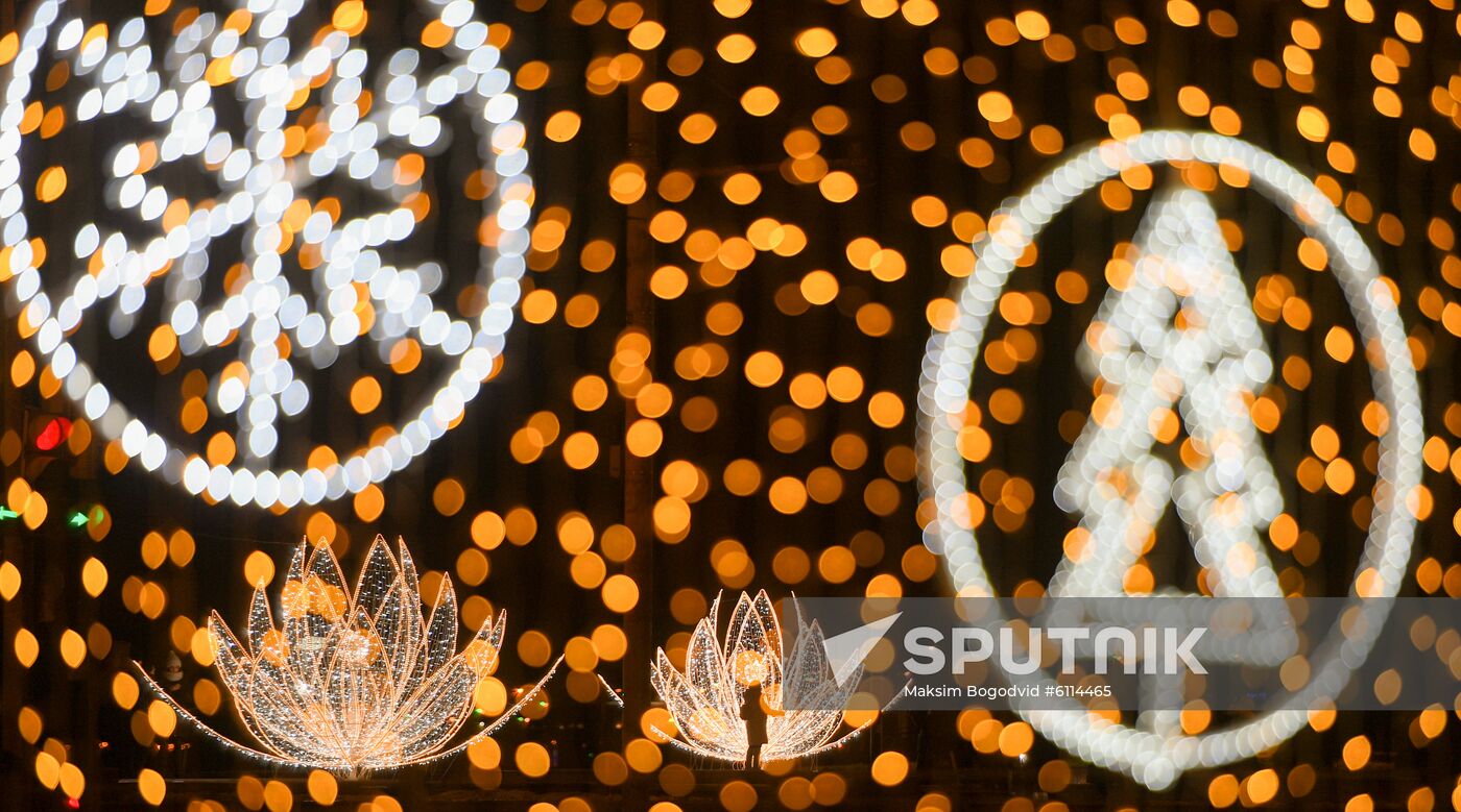 Russia New Year Preparations