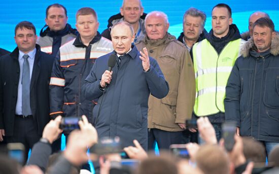Russia Putin Crimea Railway Bridge 
