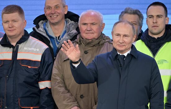 Russia Putin Crimea Railway Bridge 