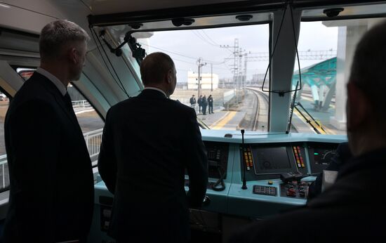 Russia Putin Crimea Railway Bridge 