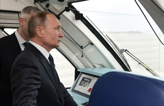 Russia Putin Crimea Railway Bridge 