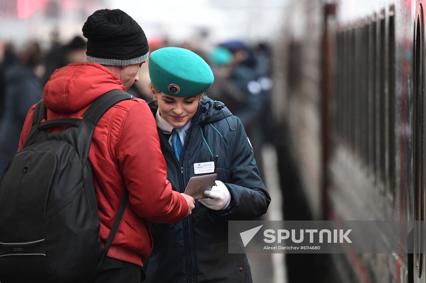 Russia Train To Crimea
