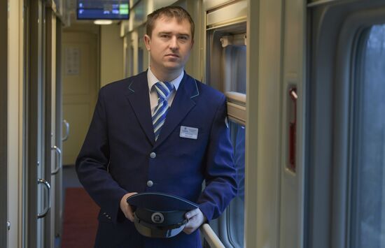 Russia Train To Crimea