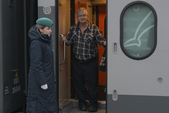Russia Train To Crimea
