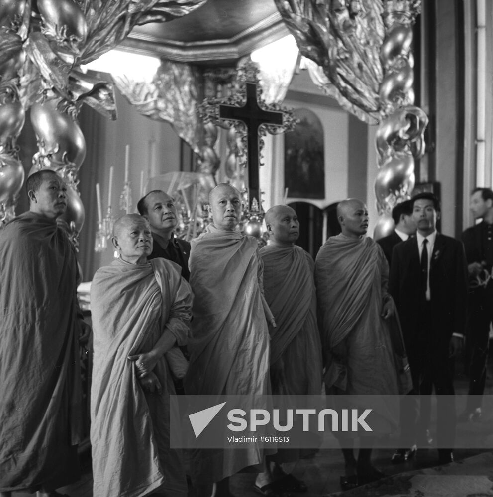 Delegation of Laos Buddhists visits USSR