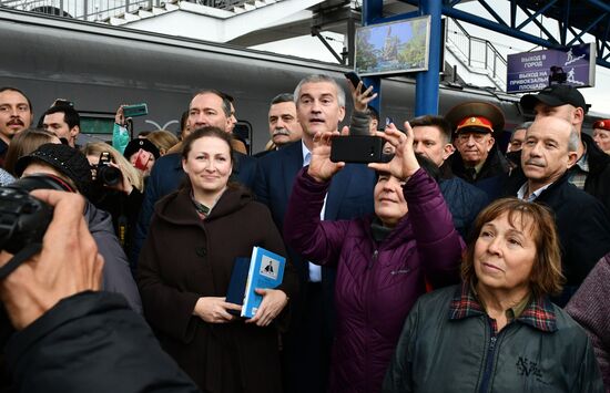 Russia Train To Crimea