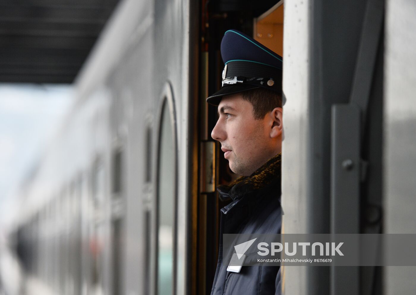 Russia Train To Crimea