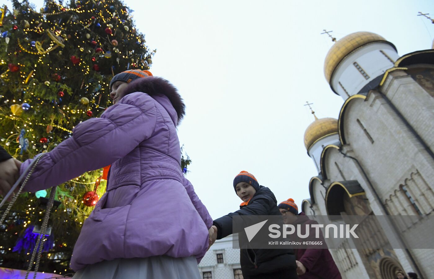 Russia New Year Preparations