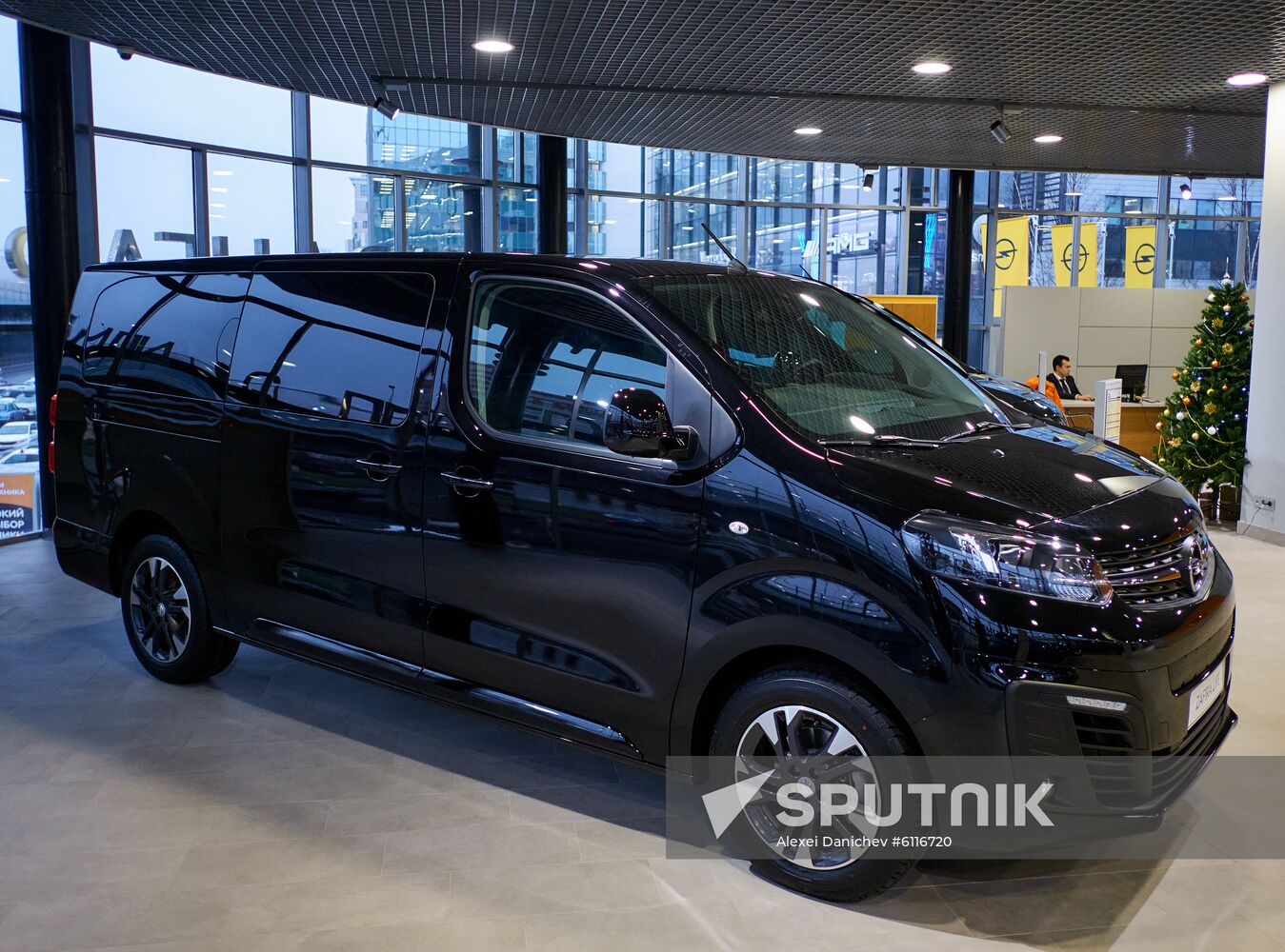 Russia Opel Comeback