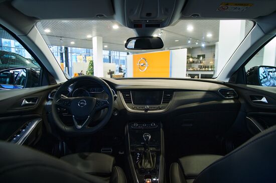 Russia Opel Comeback