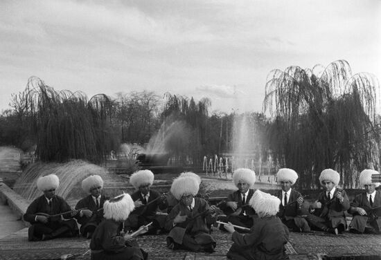 Scene from What Dutar Sings About