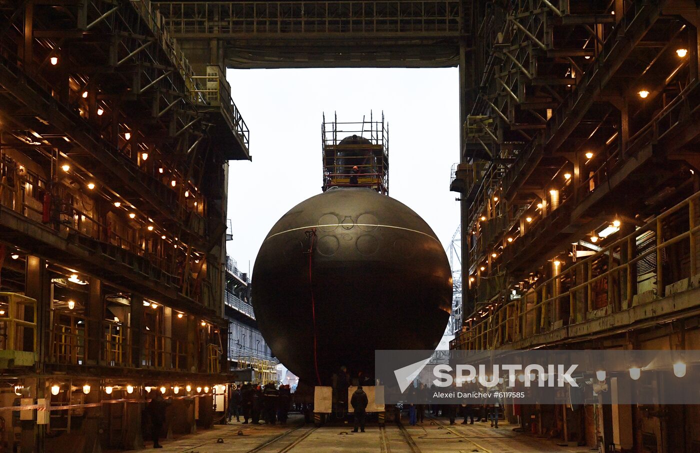 Russia Volkhov Submarine Launch