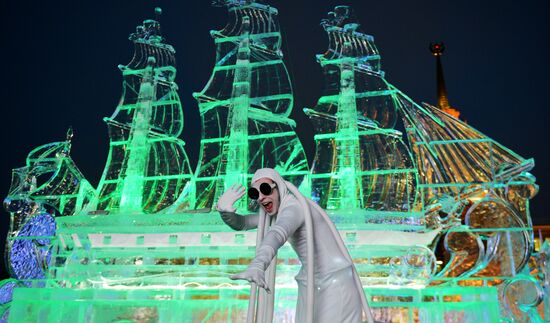 Russia New Year Preparations
