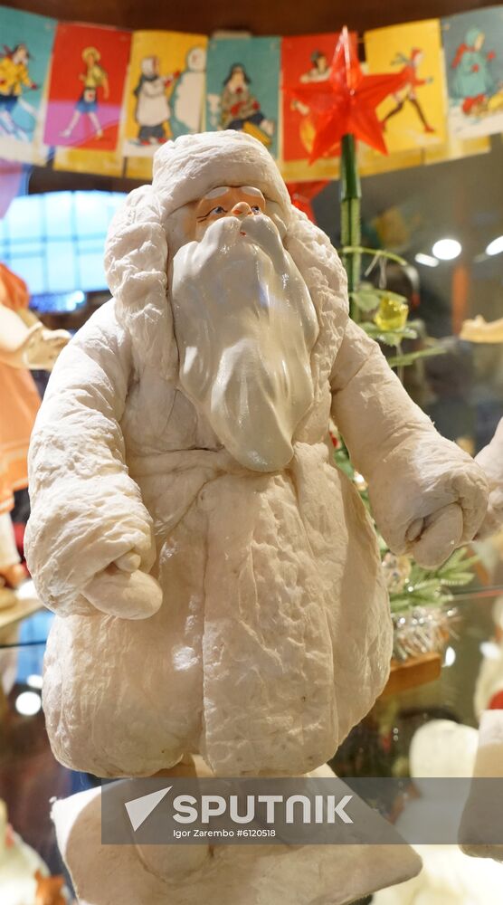Russia Antique Dolls Exhibition