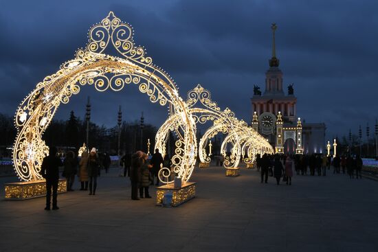Russia New Year Preparations
