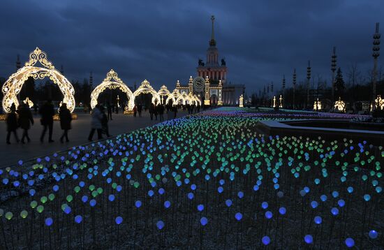 Russia New Year Preparations