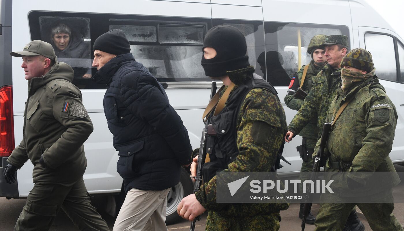 Ukraine DPR LPR Prisoners Exchange