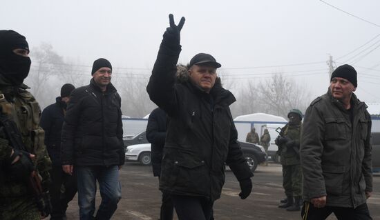 Ukraine DPR LPR Prisoners Exchange