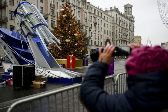 Russia New Year Preparations