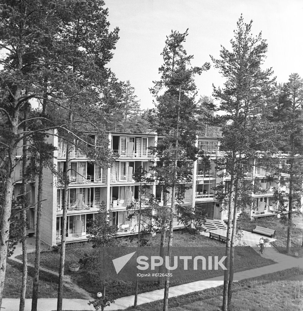 Zelyony Bor holiday hotel near Luga